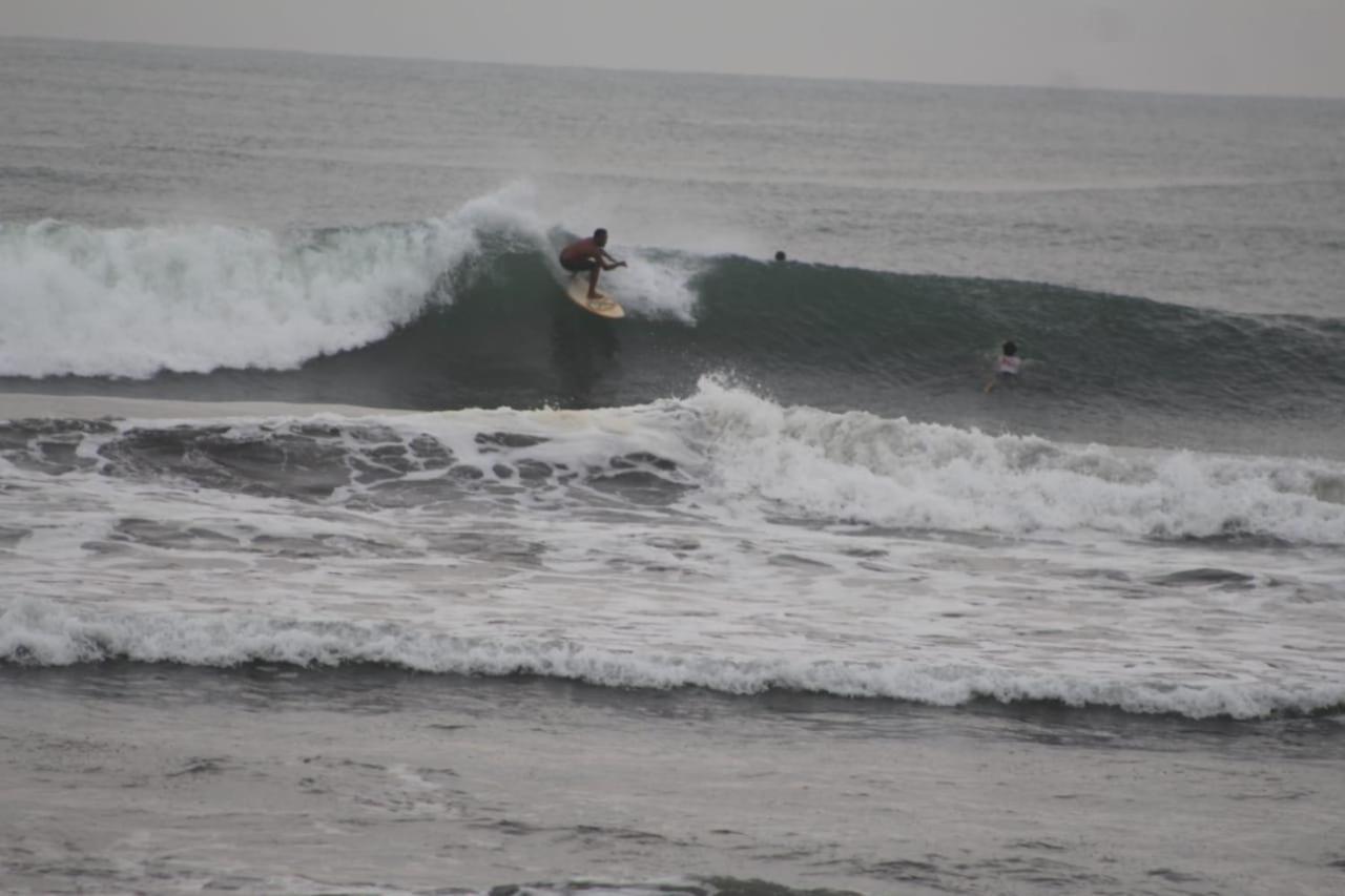 The Nyamo Surf & Stay 普卢坎 外观 照片