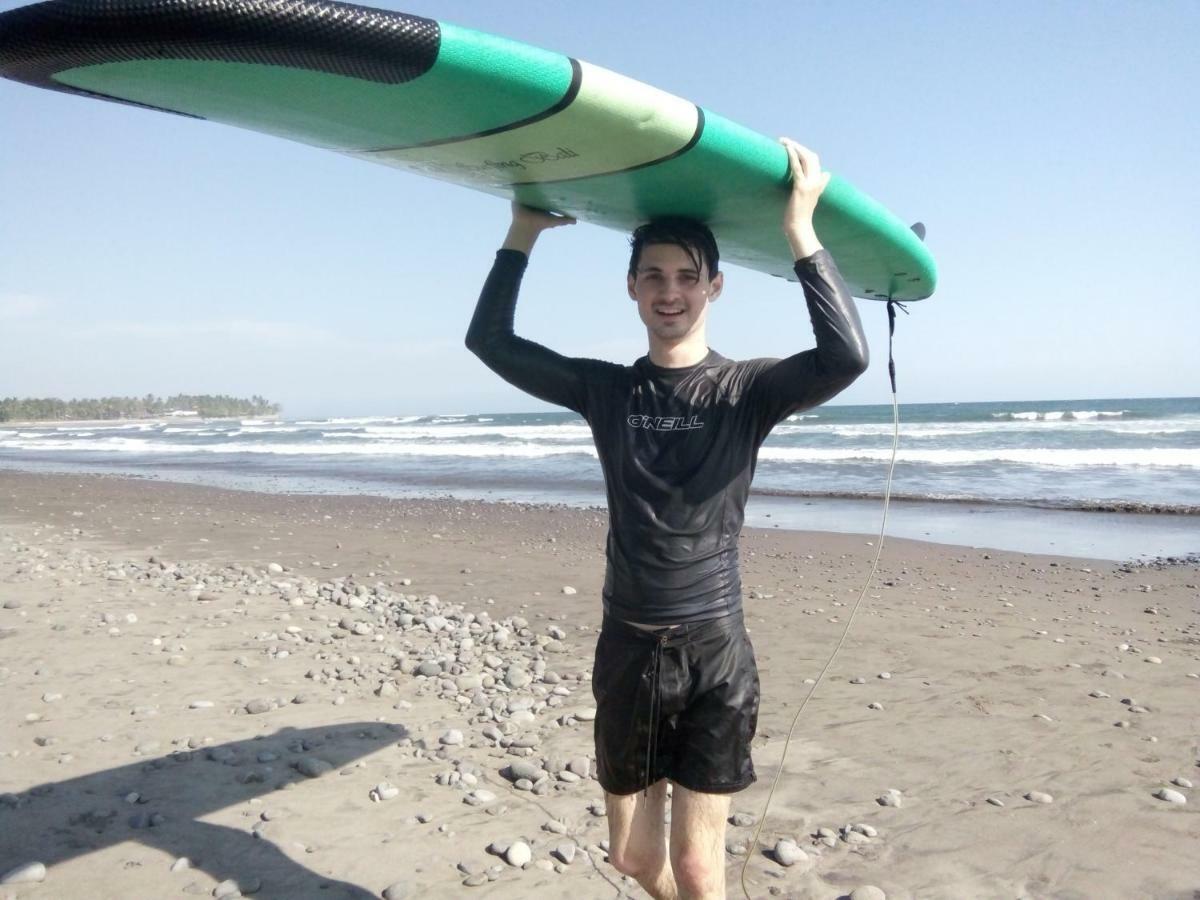The Nyamo Surf & Stay 普卢坎 外观 照片